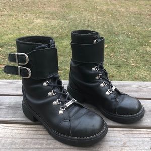 Harley Davidson black leather biker boots buckles